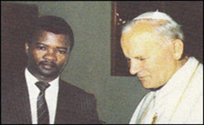 Bantu Holomisa past picture 3